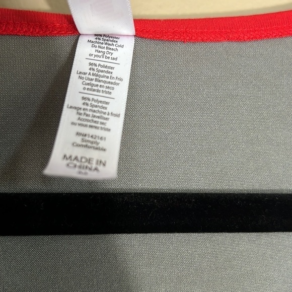 LulaRoe classic T size Medium - Picture 2 of 5